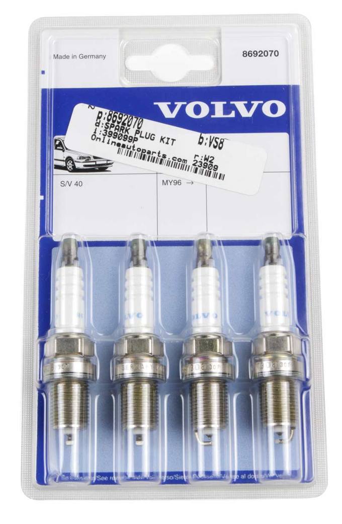 Volvo Spark Plug Set (4 Plugs) 8692070